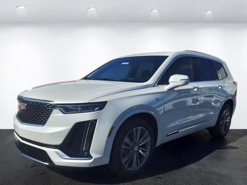 2025 Cadillac XT6 Premium Luxury FWD