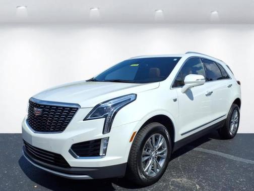 2022 Cadillac XT5 Premium Luxury