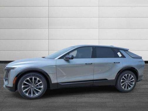 2025 Cadillac LYRIQ Sport