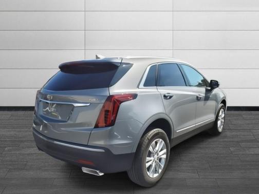 2025 Cadillac XT5 Luxury