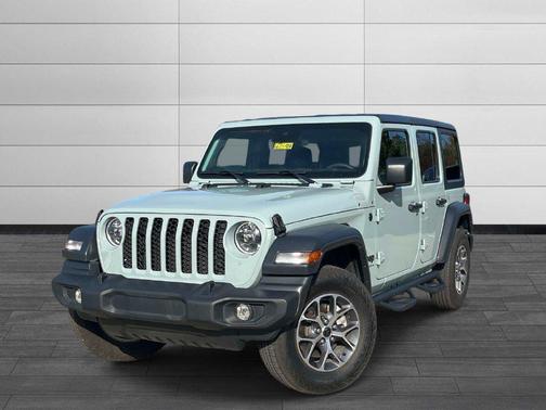 Earl Clearcoat 2024 Jeep Wrangler Sport S