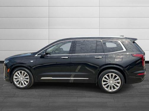 Stellar Black Metallic 2025 Cadillac XT6 Premium Luxury FWD