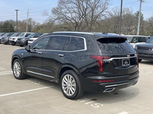 Stellar Black Metallic 2025 Cadillac XT6 Premium Luxury FWD