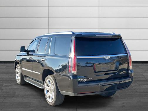 2020 Cadillac Escalade Premium Luxury