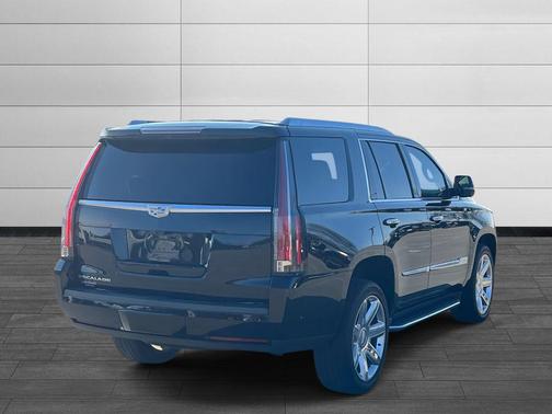 2020 Cadillac Escalade Premium Luxury