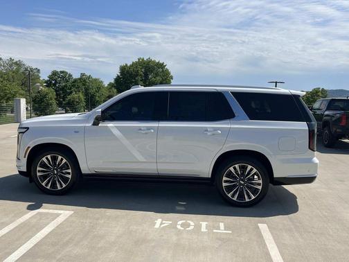 Crystal White Tricoat 2025 Cadillac Escalade Premium Luxury
