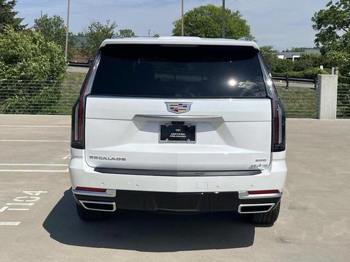 Crystal White Tricoat 2025 Cadillac Escalade Premium Luxury