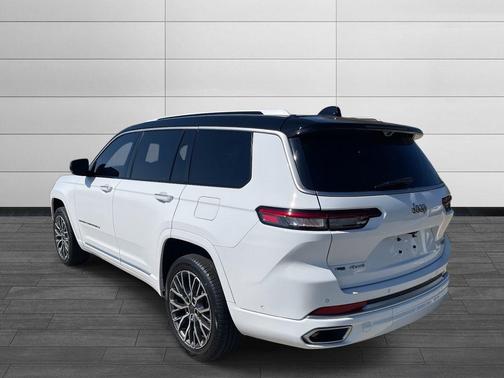 2023 Jeep Grand Cherokee L Summit Reserve