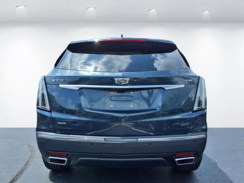 2020 Cadillac XT5 Sport