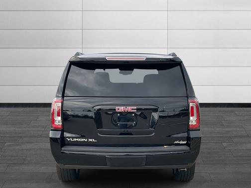 2020 GMC Yukon XL SLT