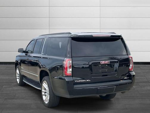 2020 GMC Yukon XL SLT