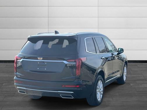 2025 Cadillac XT6 Luxury AWD