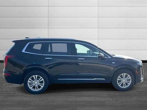 2025 Cadillac XT6 Luxury AWD