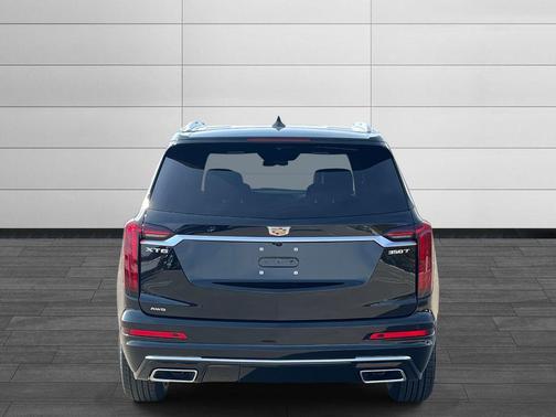 2025 Cadillac XT6 Luxury AWD