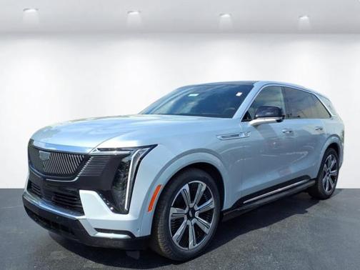 2025 Cadillac Escalade IQ Luxury 2