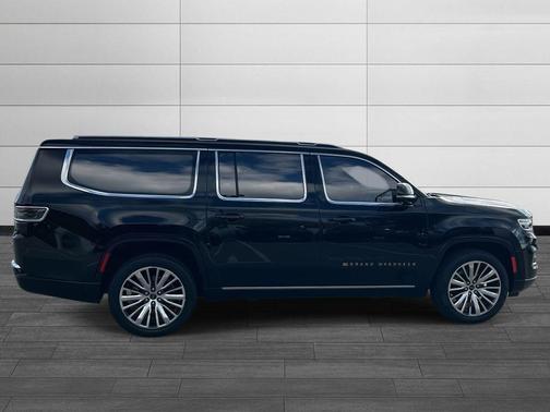 2023 Jeep Grand Wagoneer L Series III 4x4