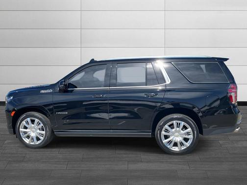 2022 Chevrolet Tahoe 4WD High Country