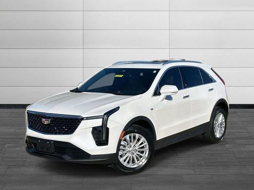 2024 Cadillac XT4 Luxury