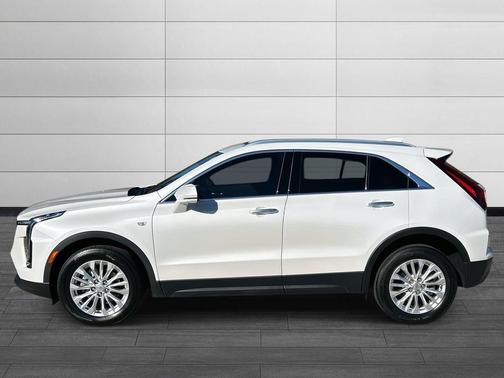 2024 Cadillac XT4 Luxury