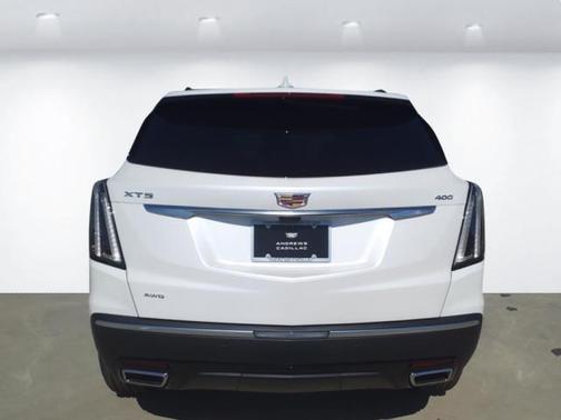 2025 Cadillac XT5 Sport
