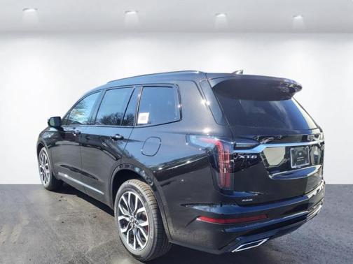2025 Cadillac XT6 Sport AWD