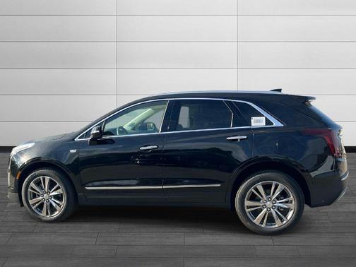 Stellar Black Metallic 2026 Cadillac XT5 Premium Luxury