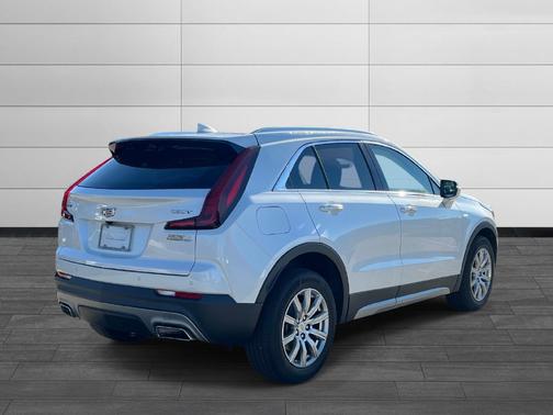Crystal White 2023 Cadillac XT4 Premium Luxury