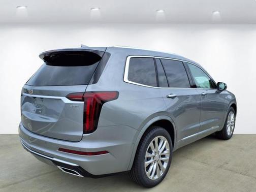 2025 Cadillac XT6 Premium Luxury FWD