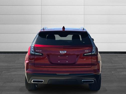 2024 Cadillac XT4 Sport