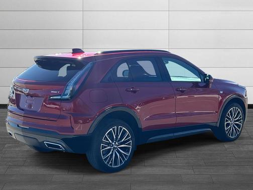 2024 Cadillac XT4 Sport
