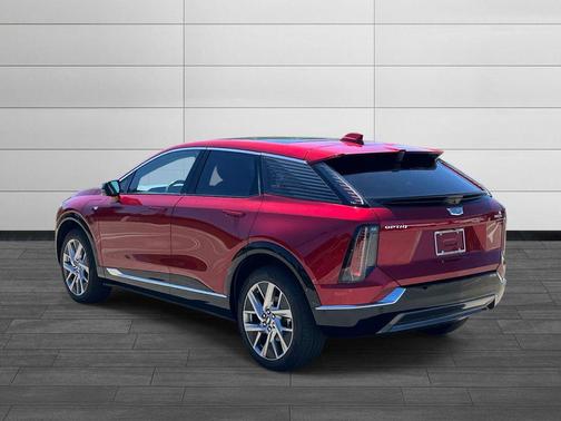 Radiant Red Tintcoat 2026 Cadillac OPTIQ Luxury