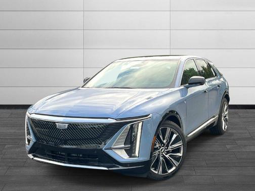 Blue Graphite Tricoat 2027 Cadillac LYRIQ Signature Luxury