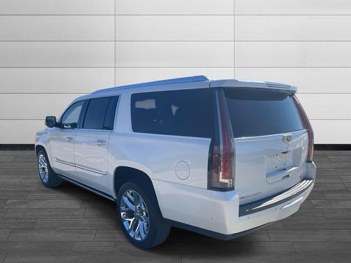 2018 Cadillac Escalade ESV Premium Luxury