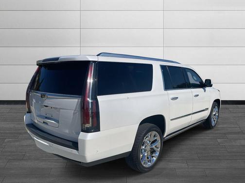 2018 Cadillac Escalade ESV Premium Luxury