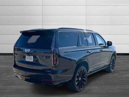 2025 Cadillac Escalade Sport Platinum