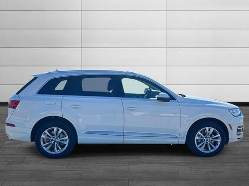 2019 Audi Q7 Q7 quattro