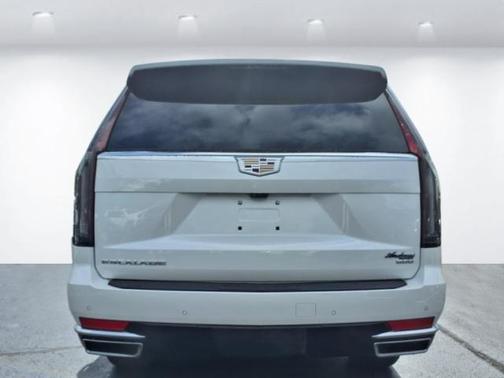 2024 Cadillac Escalade ESV Premium Luxury