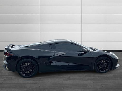 2023 Chevrolet Corvette Stingray w/2LT