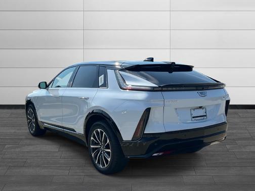 Vibrant White 2027 Cadillac LYRIQ Premium Sport