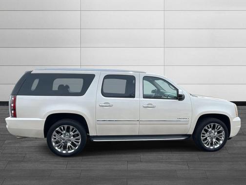 2010 GMC Yukon XL Denali