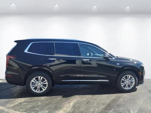 2025 Cadillac XT6 Luxury FWD