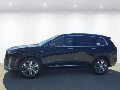 2025 Cadillac XT6 Premium Luxury FWD