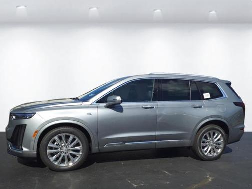 2025 Cadillac XT6 Premium Luxury FWD
