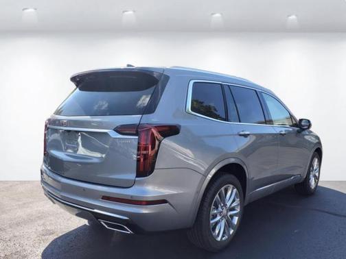 2025 Cadillac XT6 Premium Luxury FWD