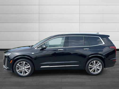 Stellar Black Metallic 2025 Cadillac XT6 Premium Luxury FWD