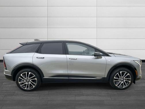 2026 Cadillac OPTIQ Sport