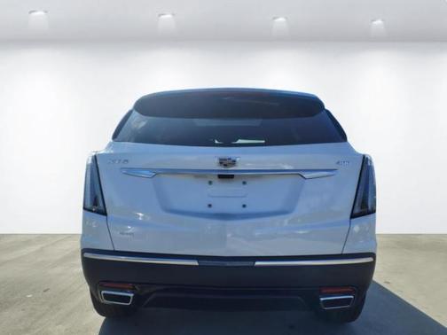 2025 Cadillac XT5 Sport