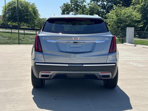 Argent Silver Metallic 2026 Cadillac XT5 Premium Luxury