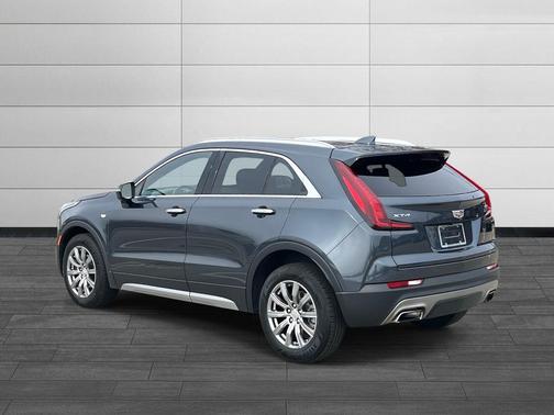 2021 Cadillac XT4 Premium Luxury