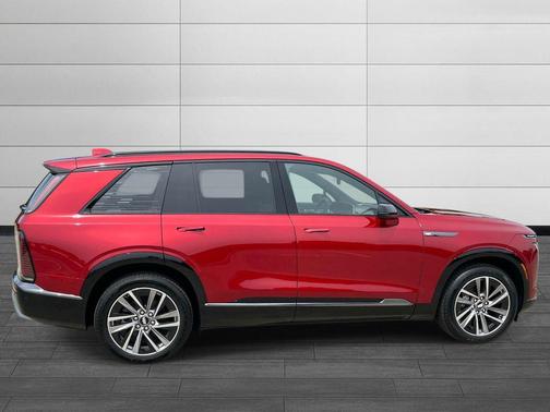 Radiant Red Tintcoat 2026 Cadillac VISTIQ Sport